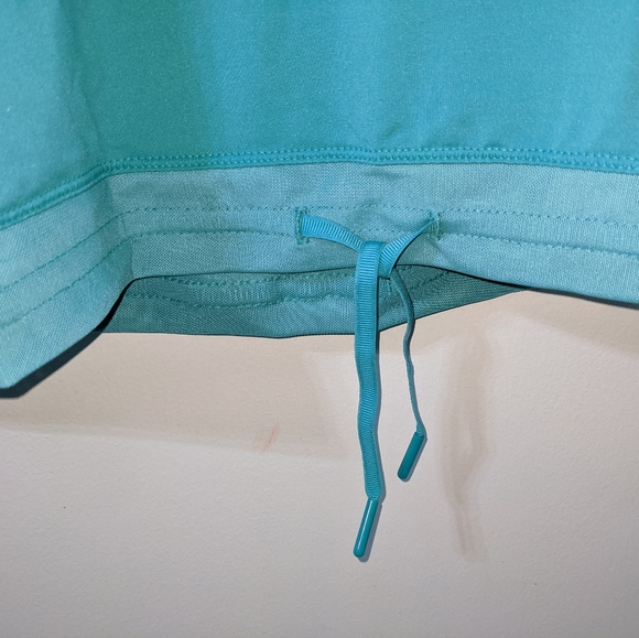 🩵 NEW ATHLETIC Aqua Top Size S - Picture 5 of 7